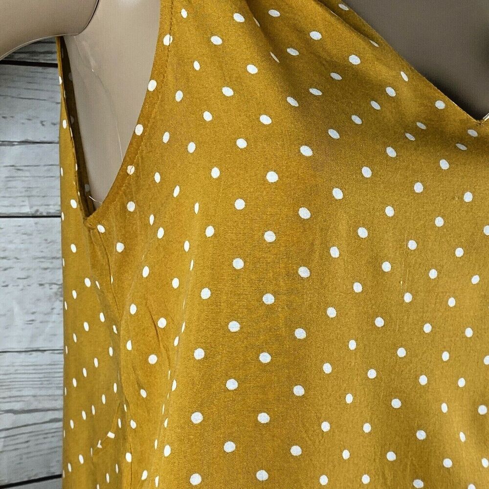 Old Navy Polka Dot Tank Top - Picture 5 of 12